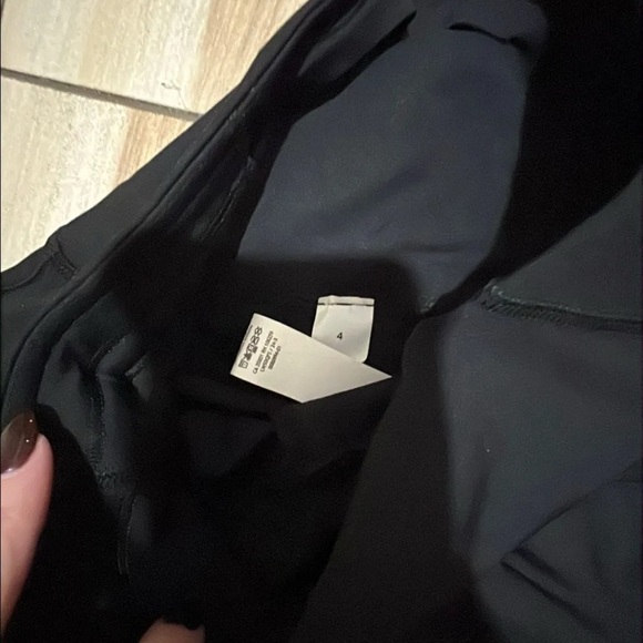28” Lululemon Base Pace HR Tight Leggings NWT Black size 4 - Picture 3 of 6